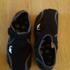 Swimming lightweight water shoes UK size 1/ EUR 33
