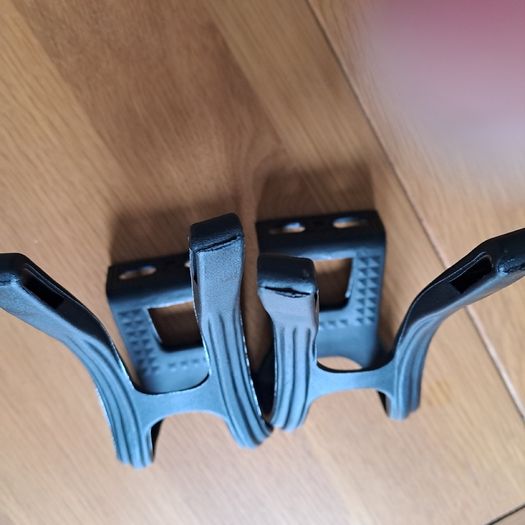 Road and Hybrid bike pedal clips brand new
