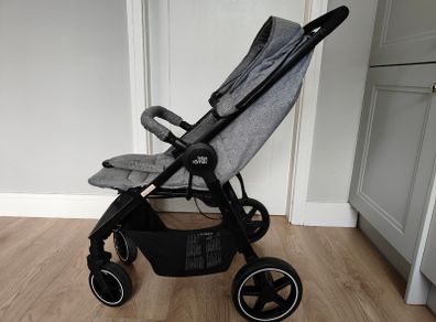 Stroller -- Britax Romer B-agile M