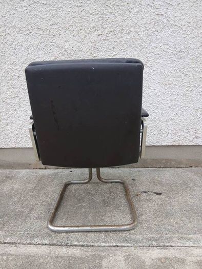 Scandanavian Cantaliver Office Chair