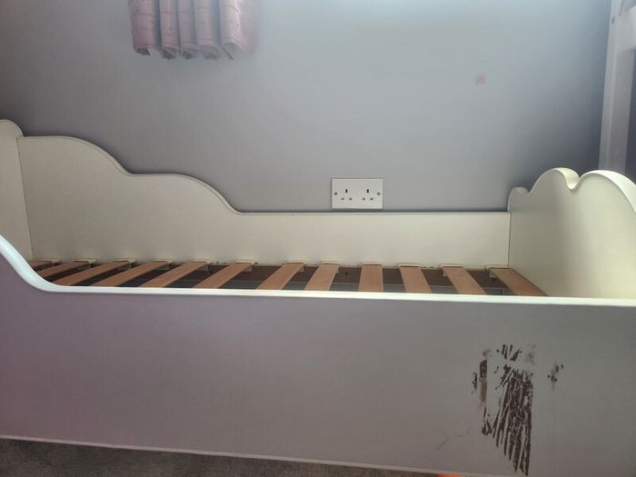 Child's bed age 3 to 6