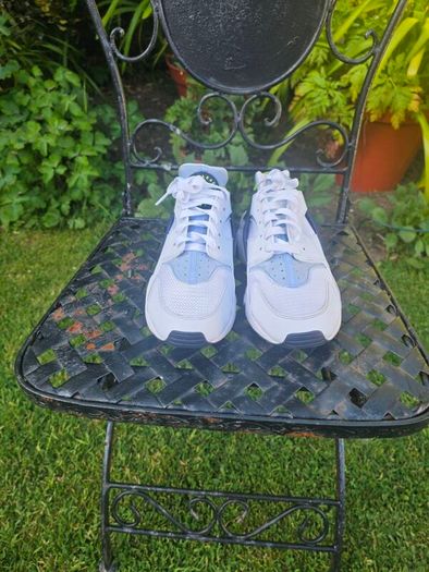 Nike Air Huarache Men's Trainers DV6825-100 Size UK7, EU41