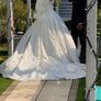 Wedding dress Image 5