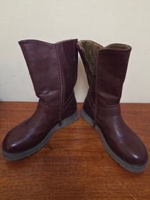 Burgundy Boots Size 5