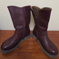 Burgundy Boots Size 5