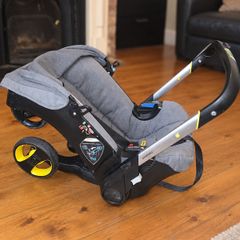 Doona Car Seat and Isofix base