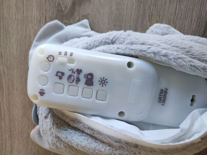 Fisher-Price Soothe 'n Snuggle Koala plush sound machine