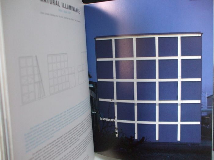 SALE!  ARCHITECTURE NOW! 3 - by Philip Jodidio - text in English, German and French