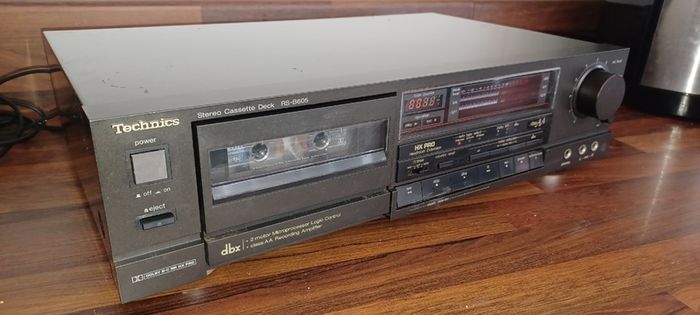 HIFI Technics SU-V460 Amplifier & RS-B605 Cassette Deck