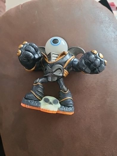 SKYLANDERS   Postage Available