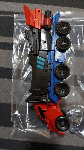 Transformer / toy / optimus