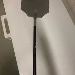Pizza peel in perfect condition
