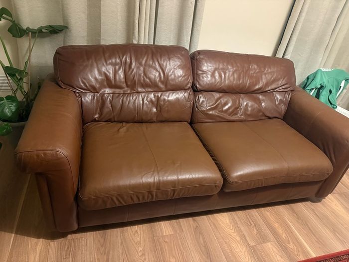 Free italian sofa 3 seats clean no damage