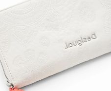 Desigual wallet