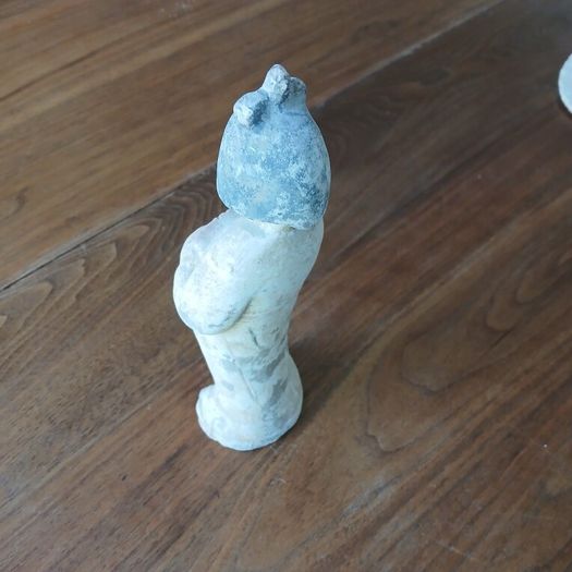 Chinese figurine