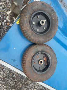 2 wheels for a go kart trailer