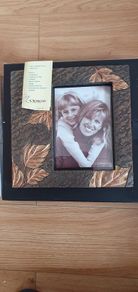 Genesis photo frame