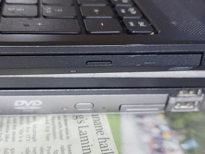 emachines E732 Series 15. inch Laptop, Model ZRDB, Intel Pentium CPU P6200, 2.13GHz, 3GB Ram, 218GB SSD, Windows 7, 64bit, Firefox, Opera, Chrome and VLC