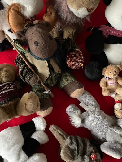 Selection of soft toys, 12 in total