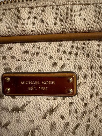 micheal kors cross body  bag