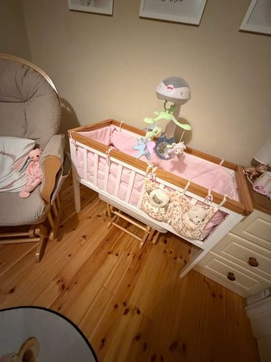 baby bassinet/ Cot - Perfect for Small Spaces