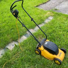 Electric lawnmower