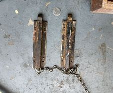 Top Door Spring Loaded Latch with Pull Chain