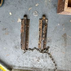 Top Door Spring Loaded Latch with Pull Chain