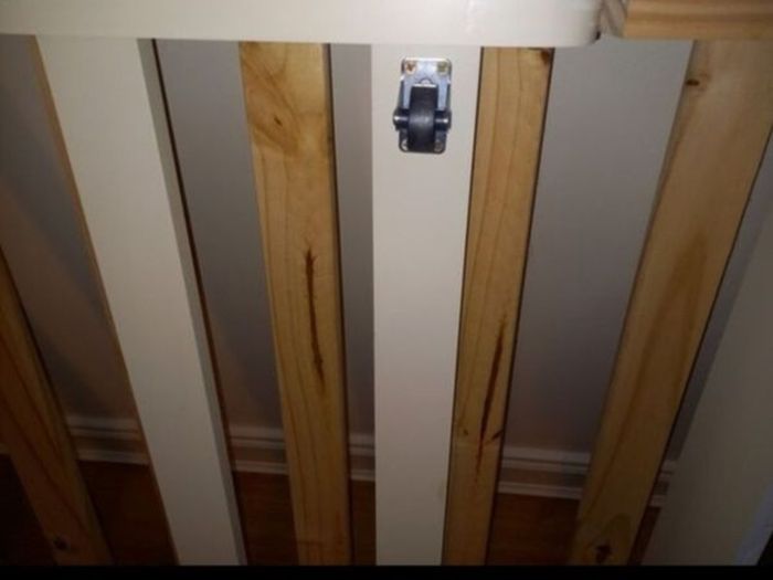 Single guest bed