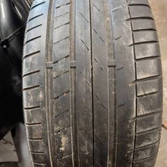 255-40-zr19 tyre