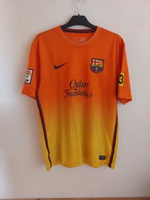 barcelona away jersey