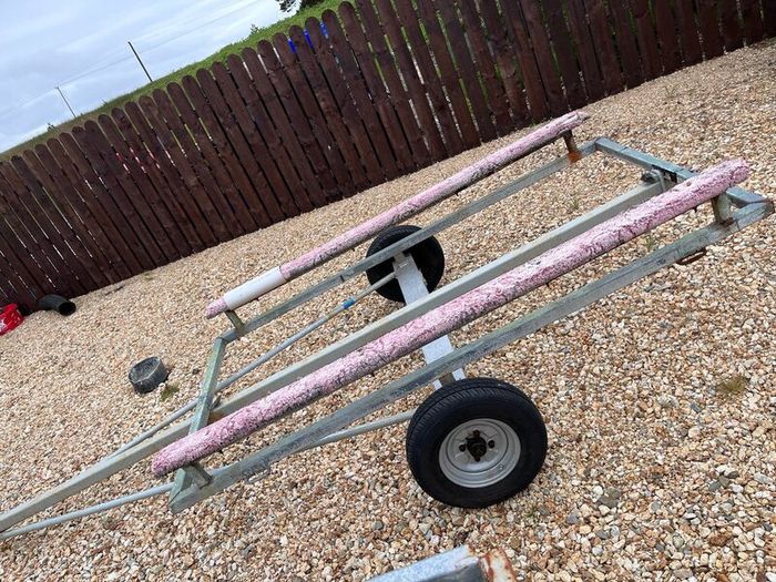 Boat trailer