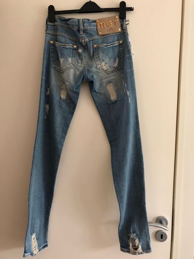 Women's brand new Italian jeans