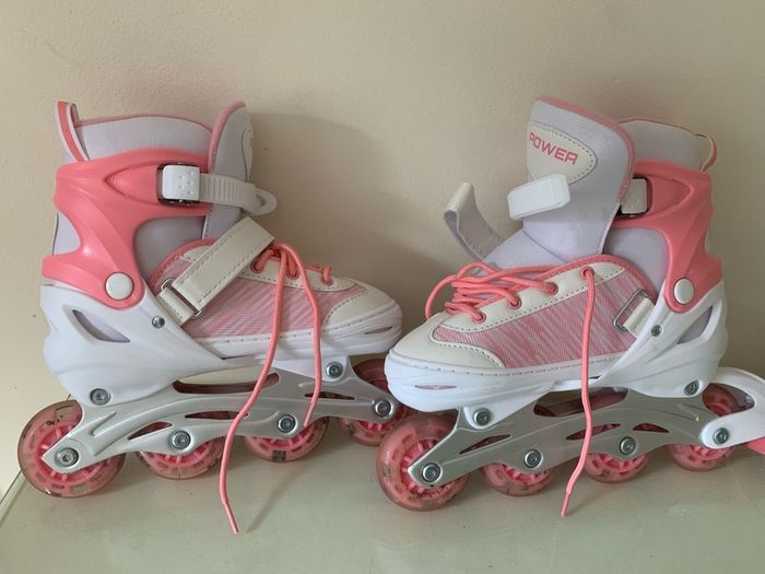Roller skates with lights