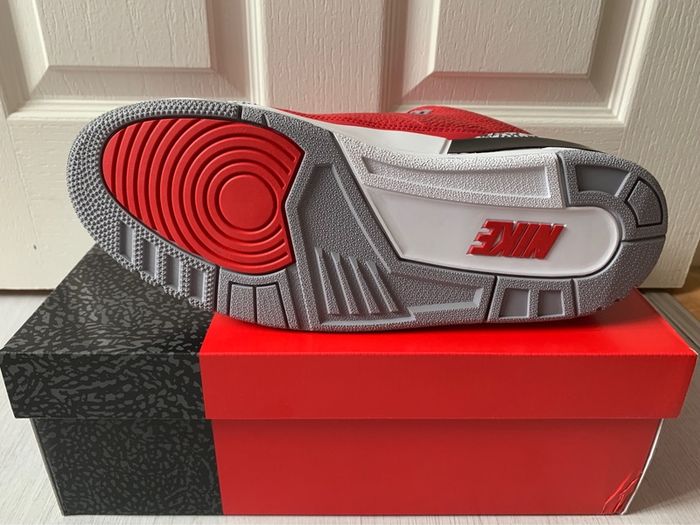Nike Air Jordan 3 Retro SE Unite Fire Red UK 11 / US 12 DEADSTOCK