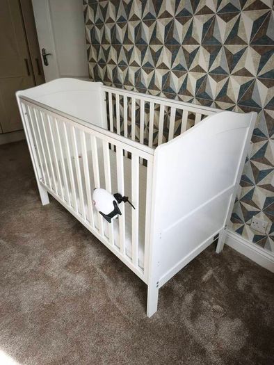 Alexandra Mini Cot Bed in White