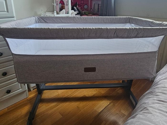 Babylo Nested Cozi Sleeper Bedside Cot Grey