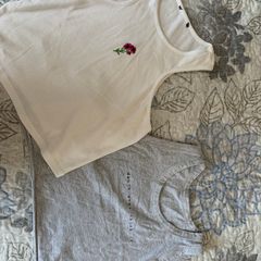 Ladies Set of Two Tanks Size M