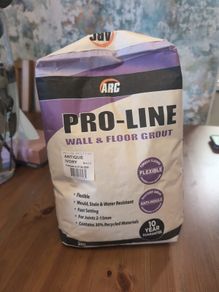 Grout Pro line wall and floor grout antique ivory