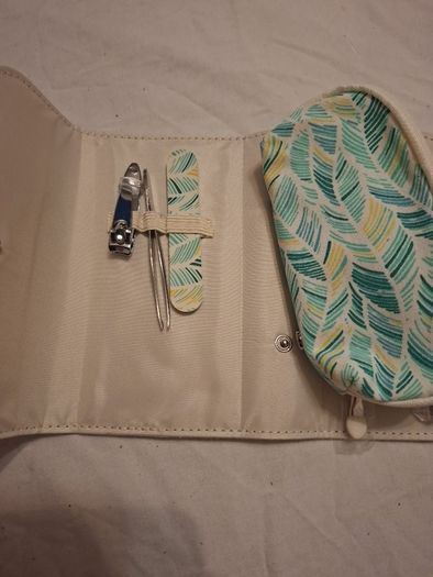 New nail and brush set