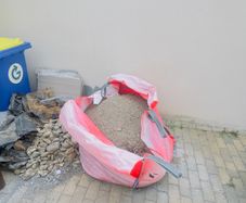 1 tonne topsoil