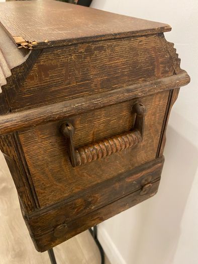 Sewing Machine Singer original Table Top model
