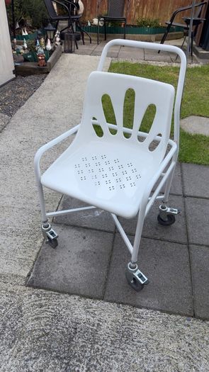 shower chair