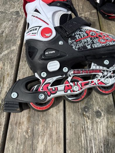 Inline skating boots