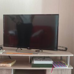JVC 32 inch tv takes HDMI and USB