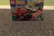 Lego Silver's car vs Knuckles monster Truck