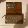 DKNY wallet Image 3