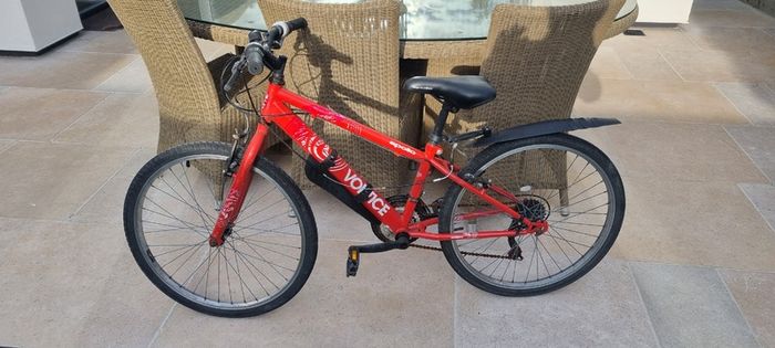 2 Bicycles
