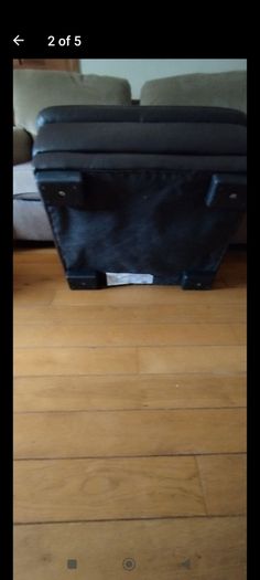 footstool pouffe