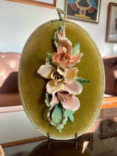 Vintage Pair Genuine Capo di monte 3D Porcelain Floral Wall Plaques with Label